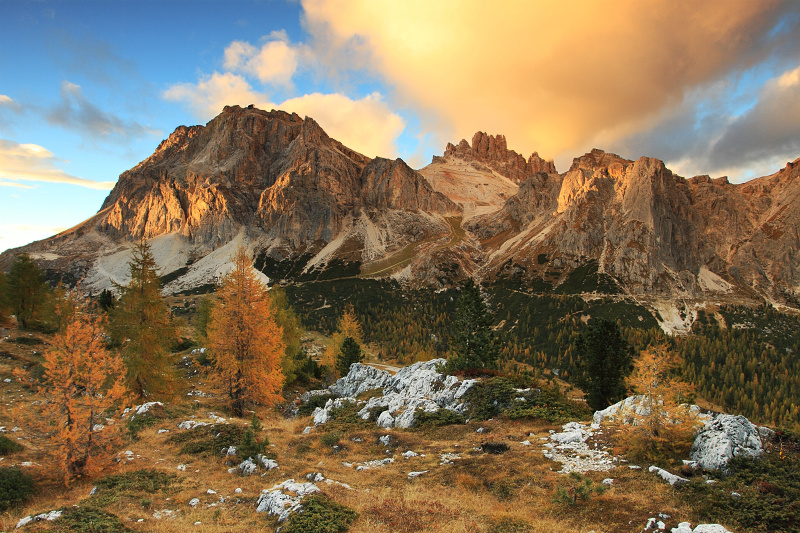 Passo Falzarego (2105m)